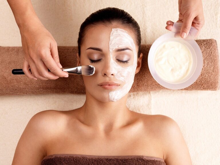 Comment réduire l’apparence des pores dilatés : guide ultime pour les femmes